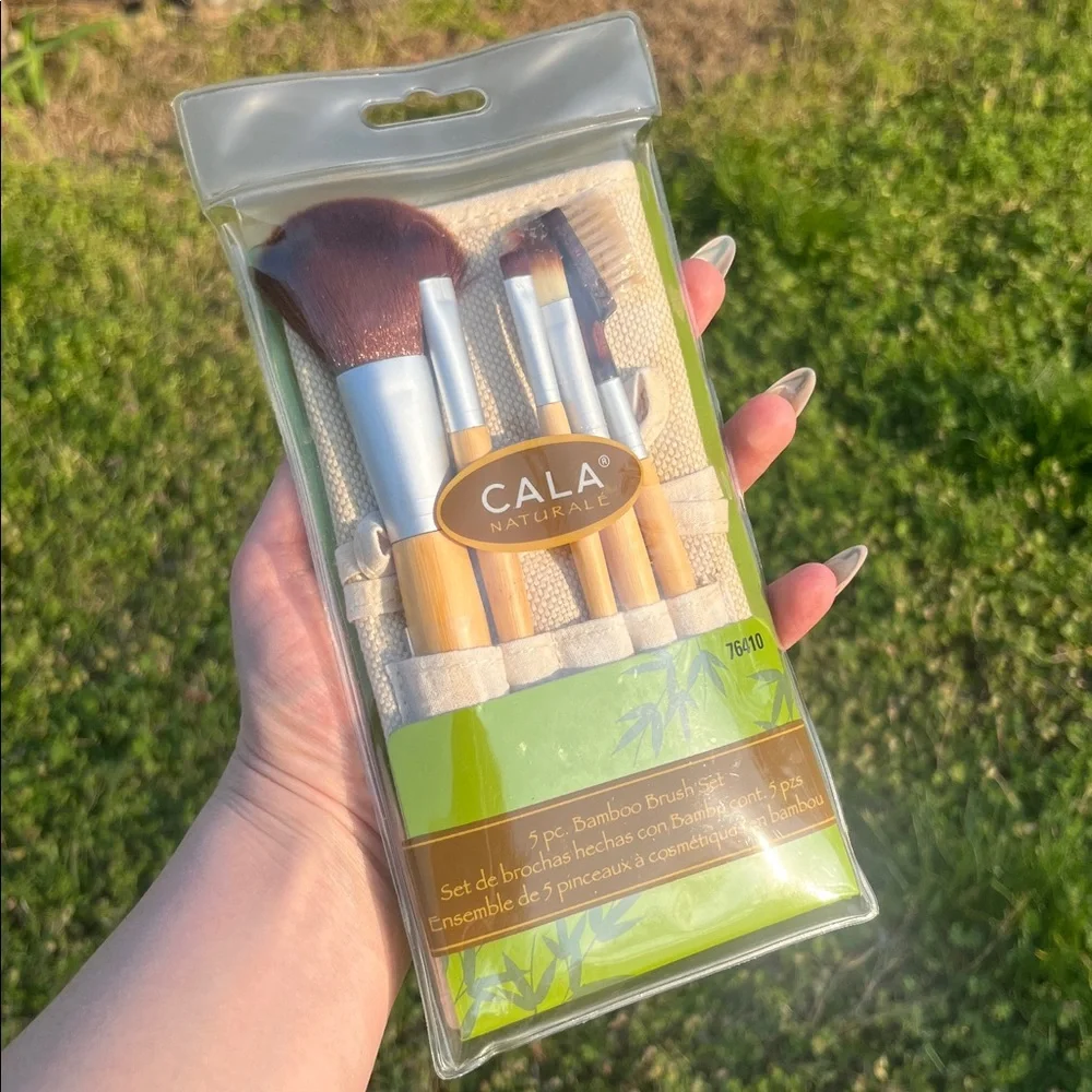 NEW CALA 5pc Bamboo Makeup Brush Set